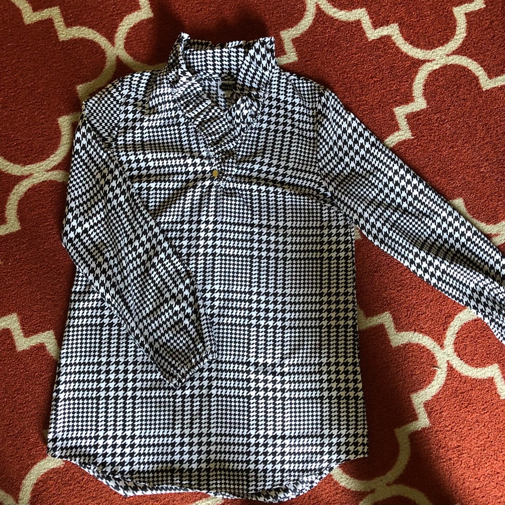 Mud Pie ruffle neck tunic